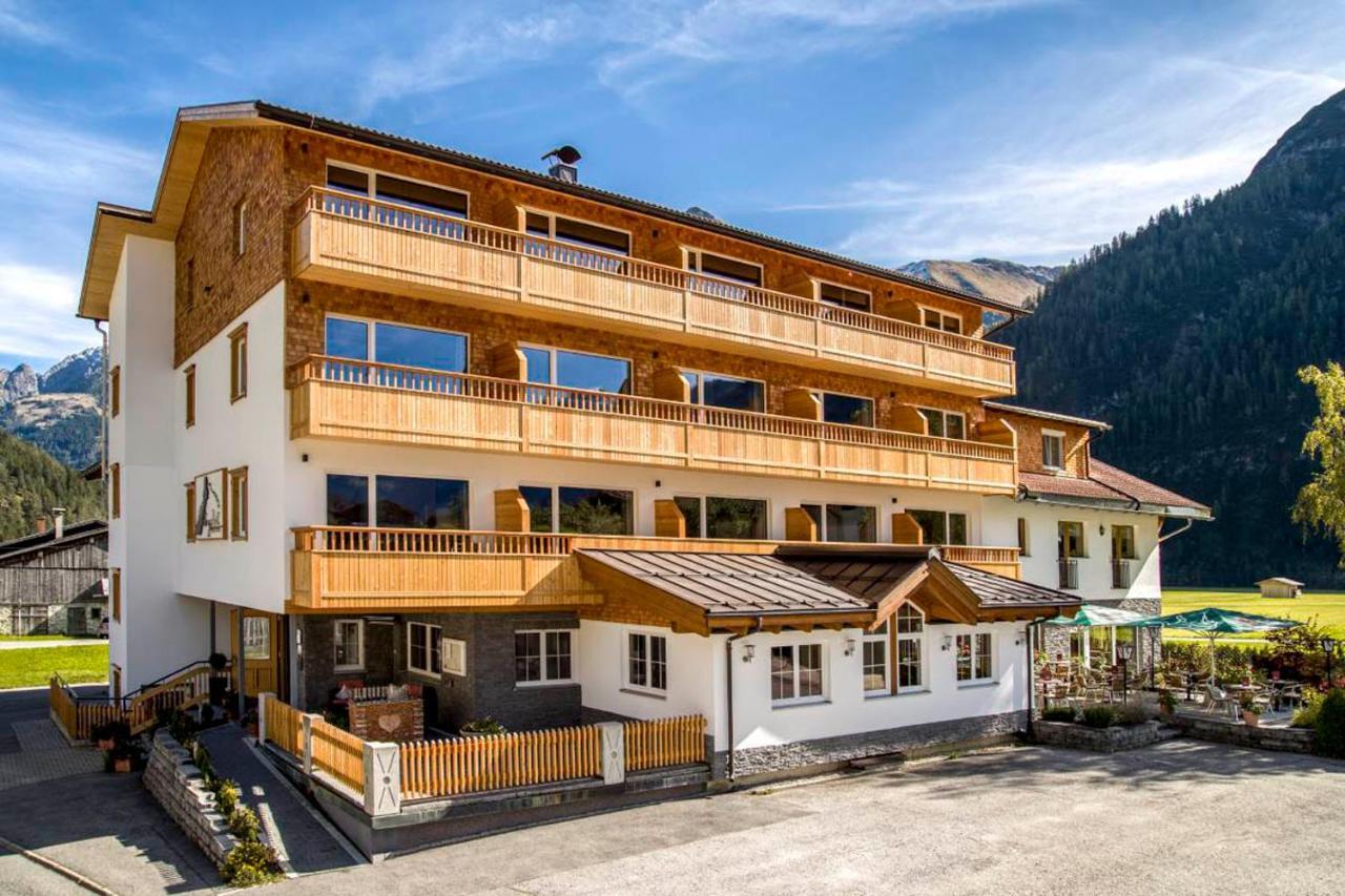 Wohlfuehlhotel Berg Heil Хольцгау Экстерьер фото